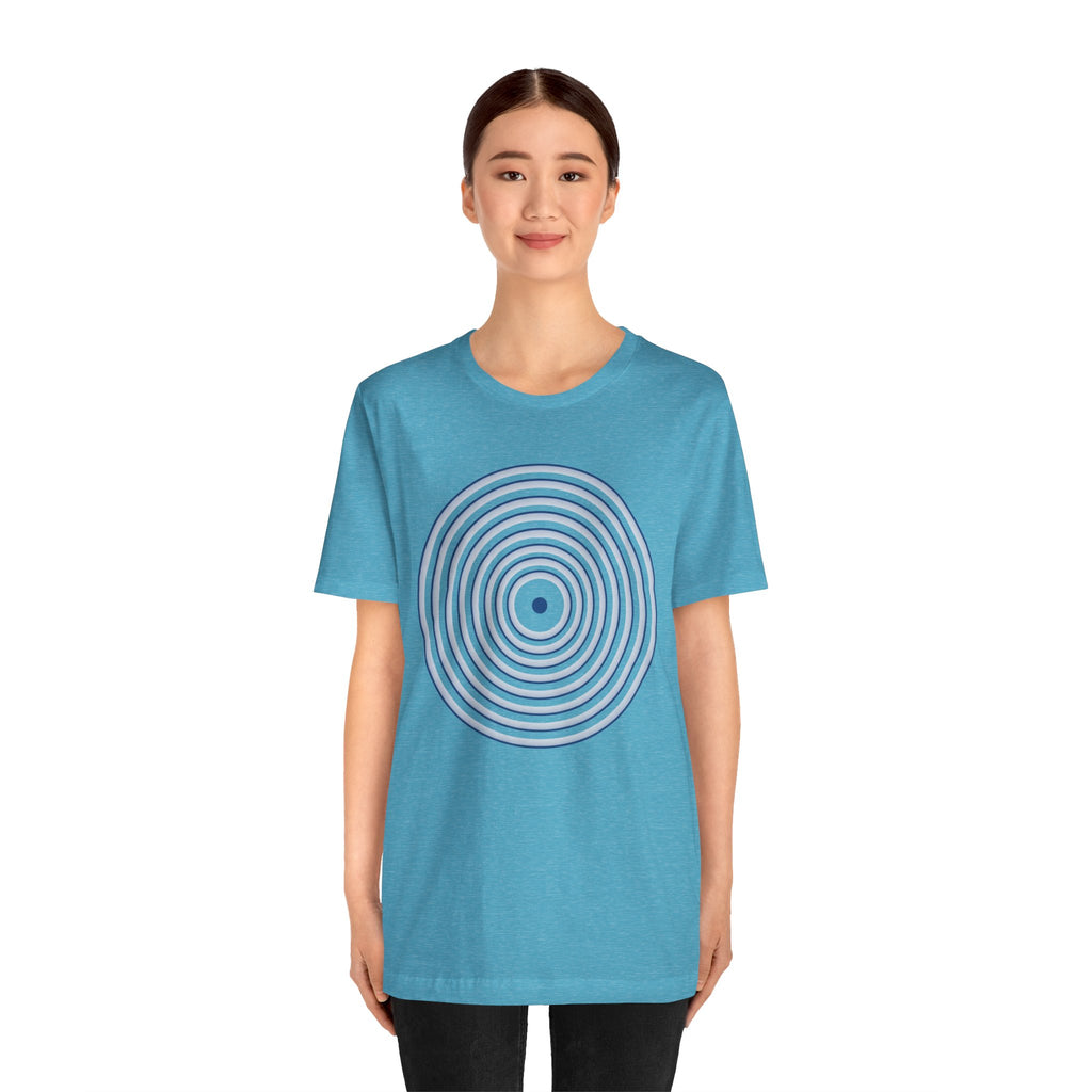 Concentric Circle Graphic Tee – Minimalist Retro Target Design