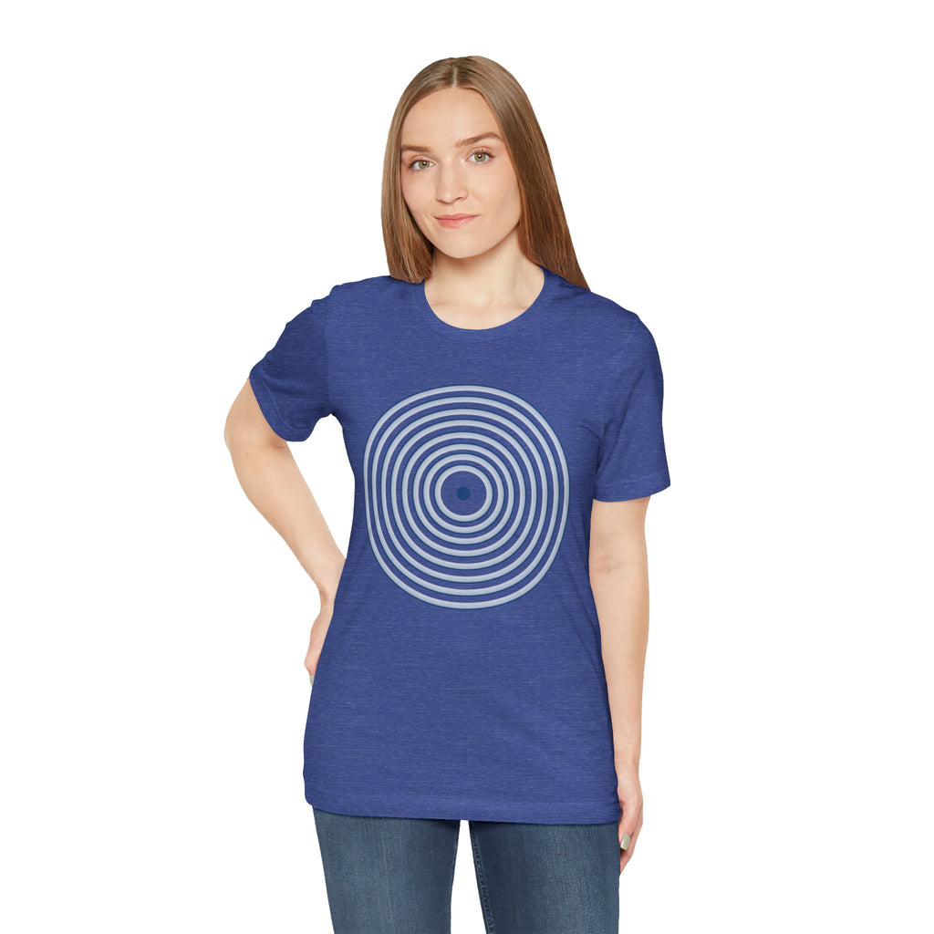 Concentric Circle Graphic Tee – Minimalist Retro Target Design