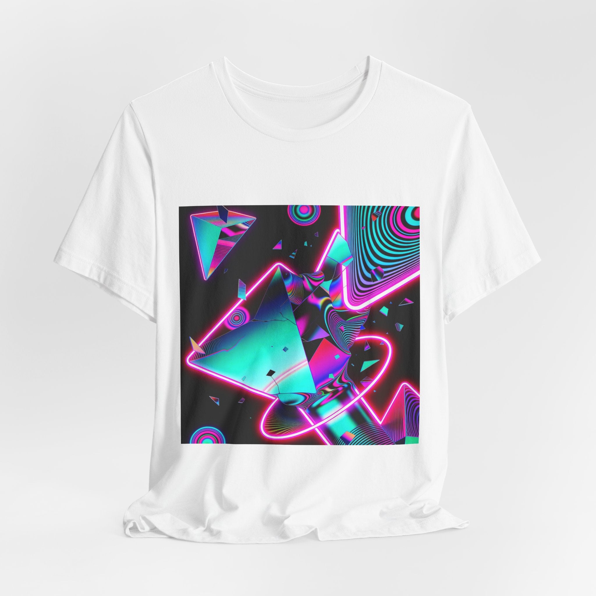 Retro Neon Vaporwave T-Shirt – 80s Synthwave Geometric Tee