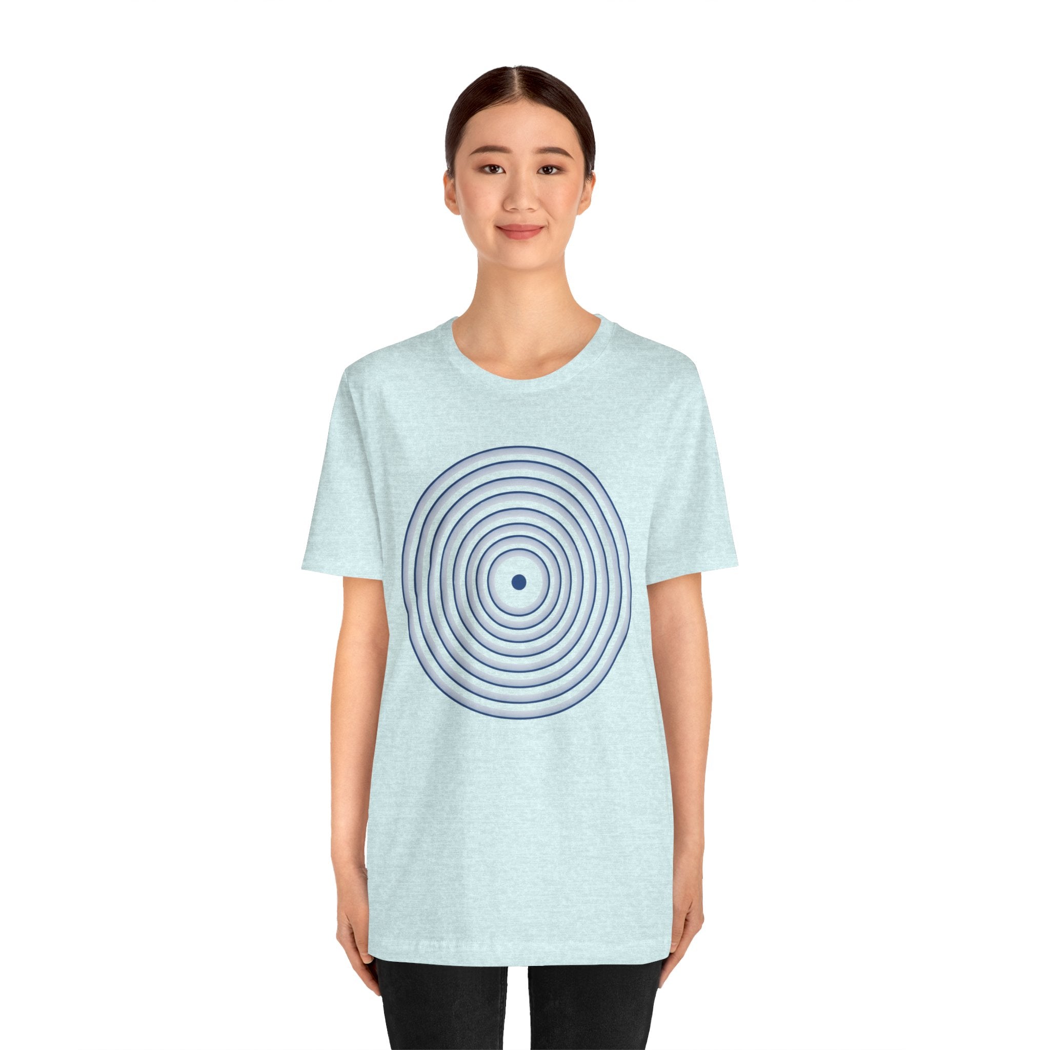Concentric Circle Graphic Tee – Minimalist Retro Target Design
