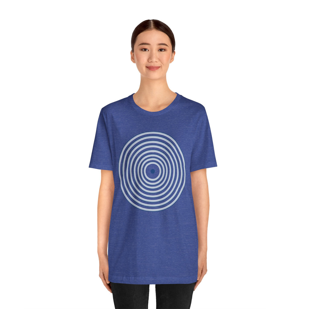 Concentric Circle Graphic Tee – Minimalist Retro Target Design